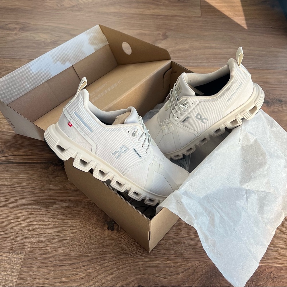 ON Clouds | Women’s Cloud 6 Waterproof Sneaker size 7.5 - Picture 8 of 10